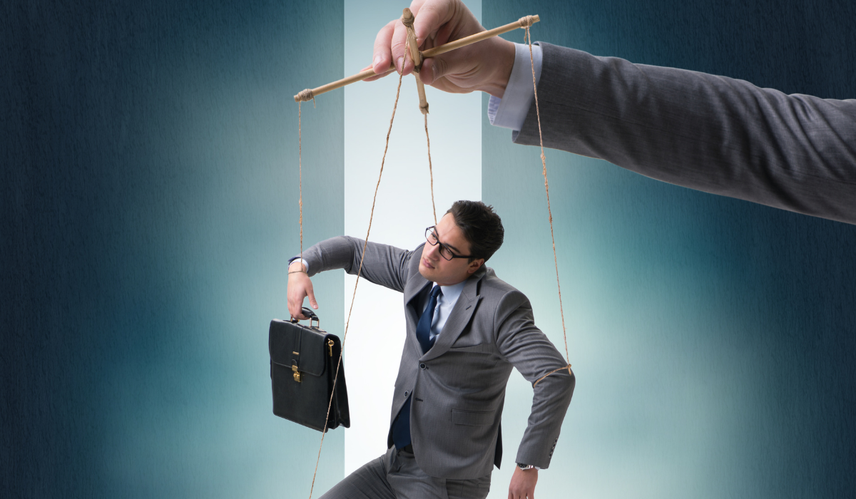 7 Manipulációs Technika Amit Rajtad Is Használnak!