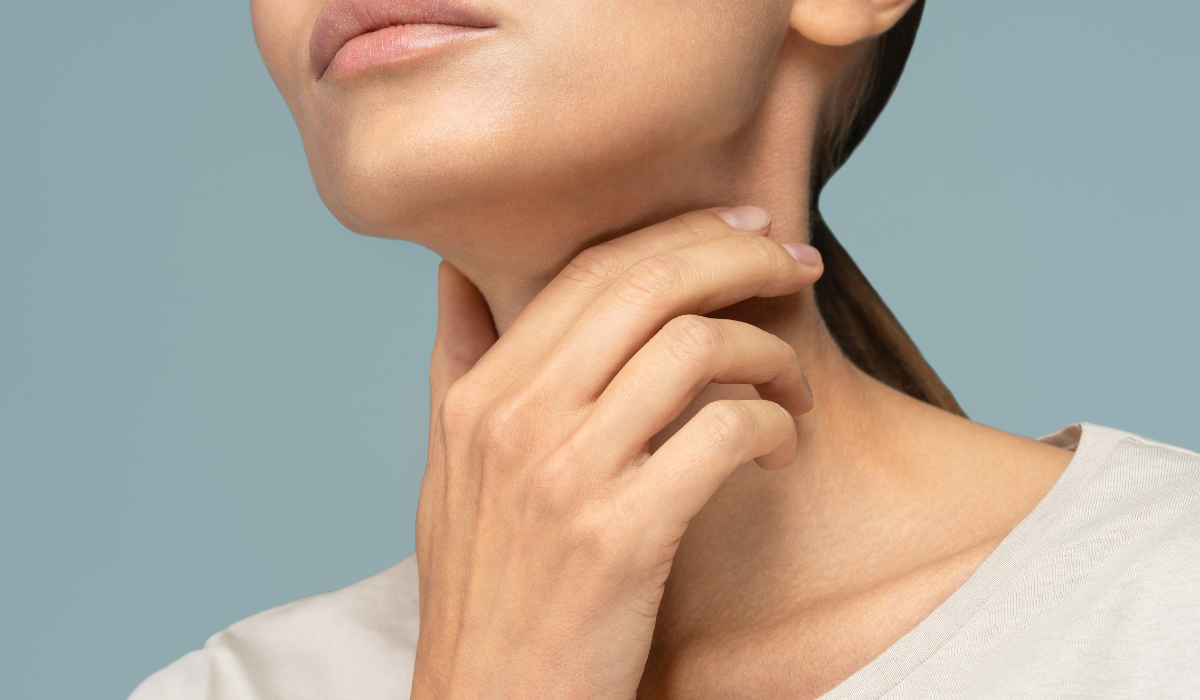 Elfeküdted a nyakad? Ezzel a módszerrel pillanatok alatt elmulaszthatod a fájdalmat